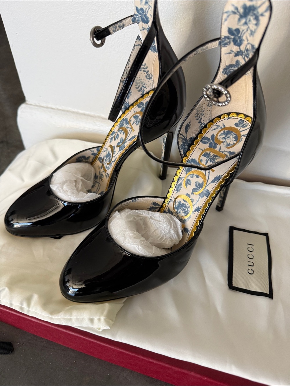 Gucci Black Patent Leather Floral-Insole Ankle-Strap Pumps